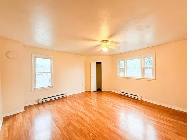 560 N Pine St, Middletown, PA