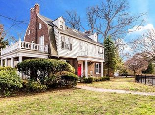 1 Canyon Cir, Yonkers, NY 10705
