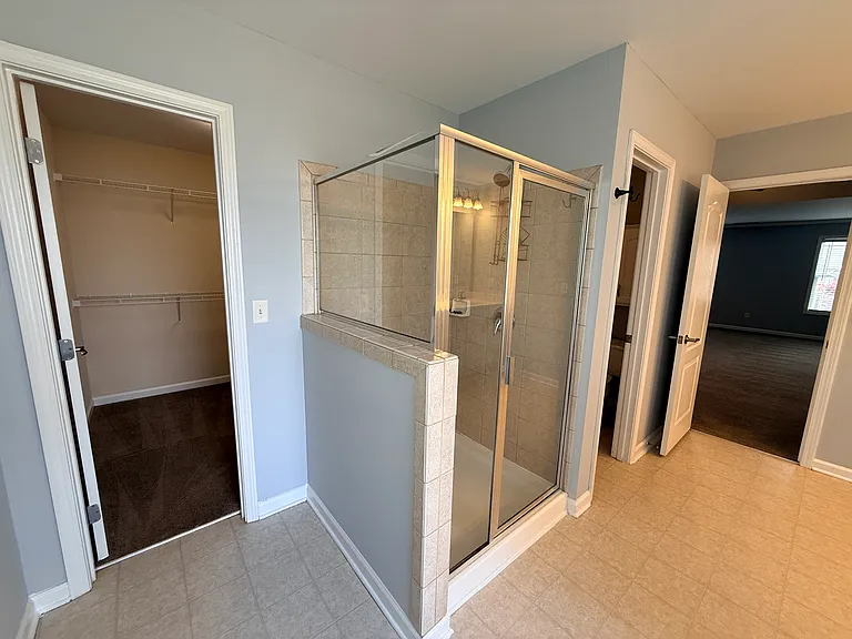 3606 Malcolm Mnr NW — Photo 10