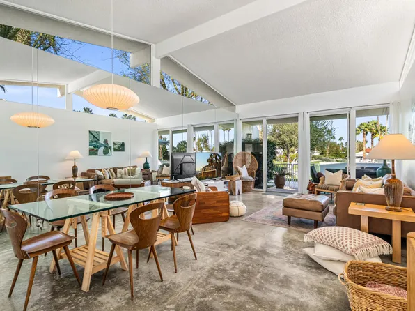 248 E Canyon Vista Dr, Palm Springs, CA 92264