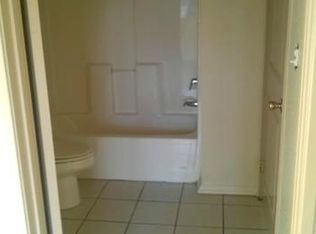 5957 Hooper Ave APT A, Los Angeles, CA 90001