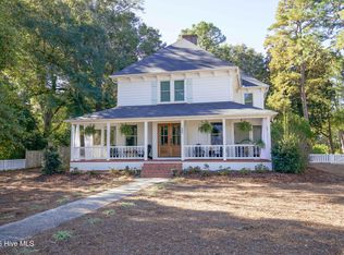 280 W Connecticut Avenue, Southern Pines, NC 28387