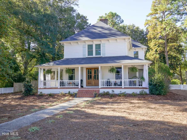 280 W Connecticut Avenue, Southern Pines, NC 28387