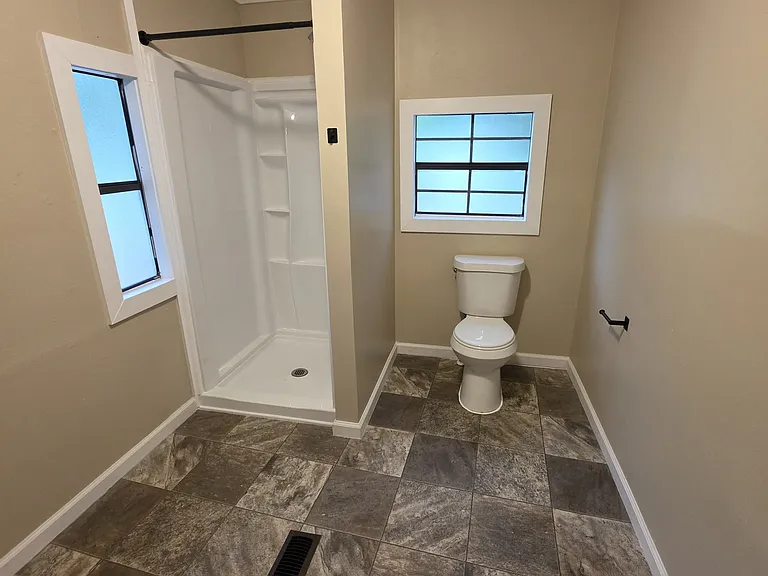 212 Long Creek Dr — Photo 4