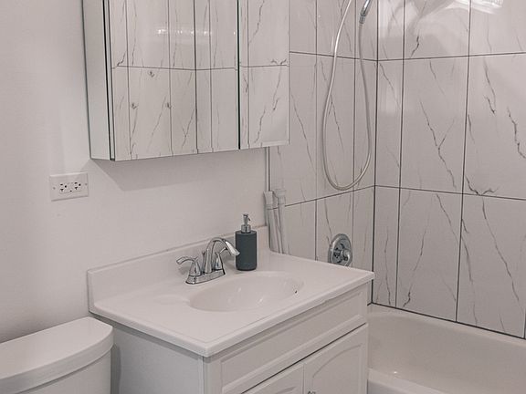 5th image of 1105 Cedar St APT 3A