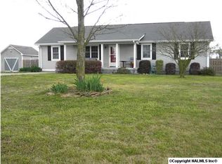 271 Mitchell Dr, Boaz, AL 35957