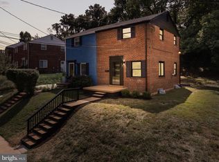 616 Cabin Branch Dr, Capitol Heights, MD 20743