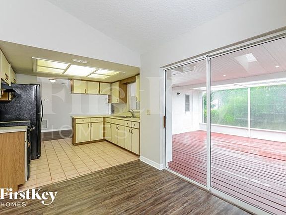 5th image of 3103 Branchville Dr