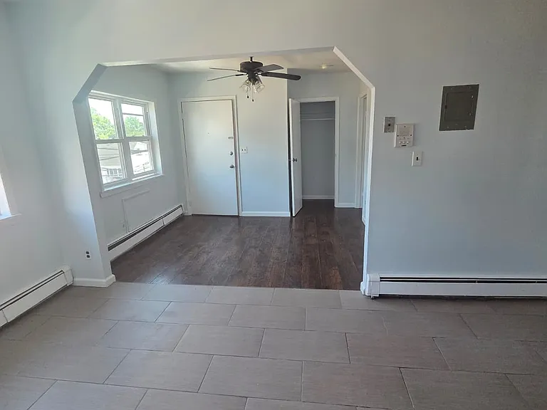 389 Avenue E #3 — Photo 12
