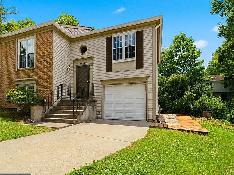 10598 Reeds Landing Cir — Photo 2