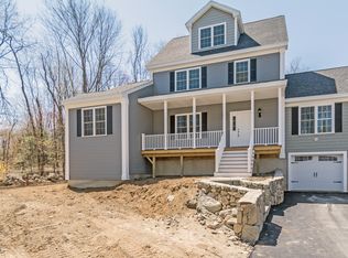 348 River Rd APT A, Andover, MA 01810