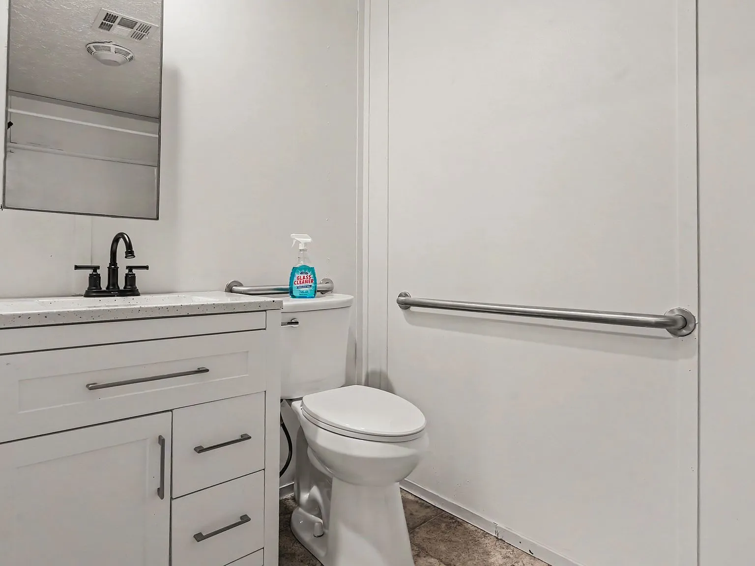 2 bed, $1,250 — Photo 3