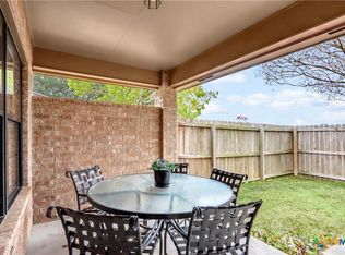 124 Gardenridge Dr, Seguin, TX 78155