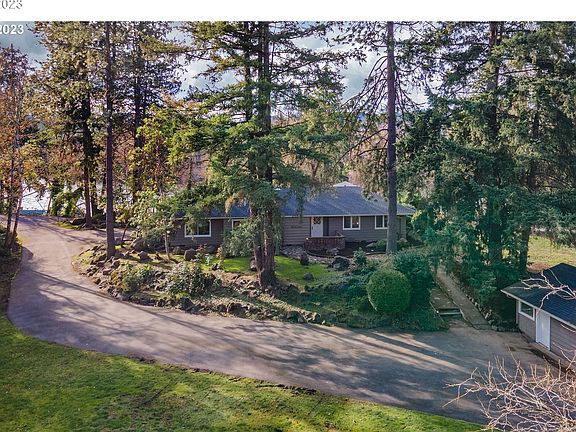 2nd image of 14336 SE Fairoaks Ln