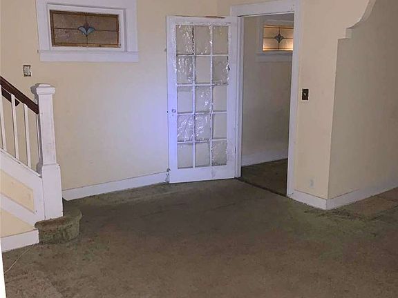 4th image of 21901 109th Ave