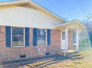 1418 Lees Chapel Rd, Greensboro, NC 27405