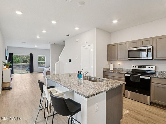 4th image of 5801 LE SABRE Road