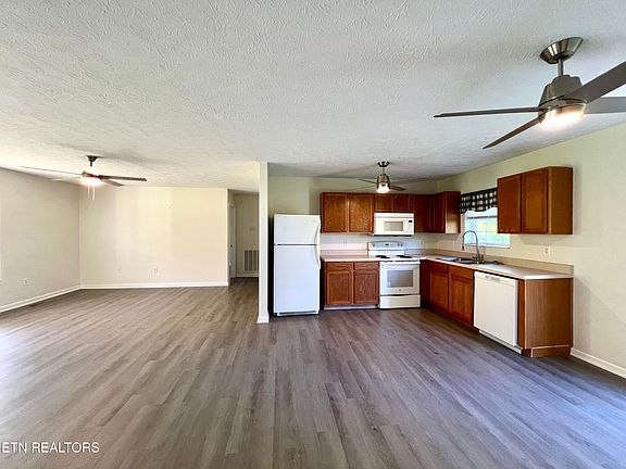 5th image of 336 Lindder Dr