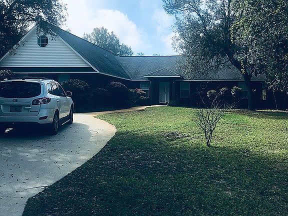 2nd image of 4541 Hickory Shores Blvd