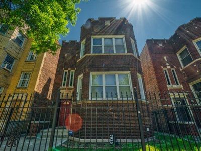 7925 S Hermitage Ave, Chicago, IL, 60620