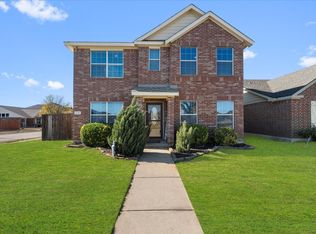 216 Pecos Trl, Aubrey, TX 76227