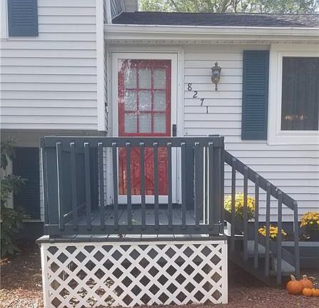 4th image of 8271 Carnation Dr