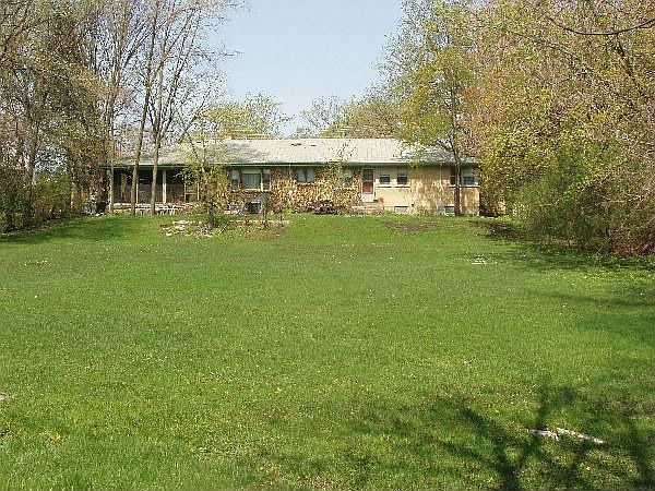 2nd image of 311 Lorraine Rd