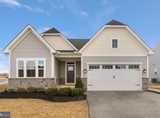 143 Hood Farm Dr, West Grove, PA 19390