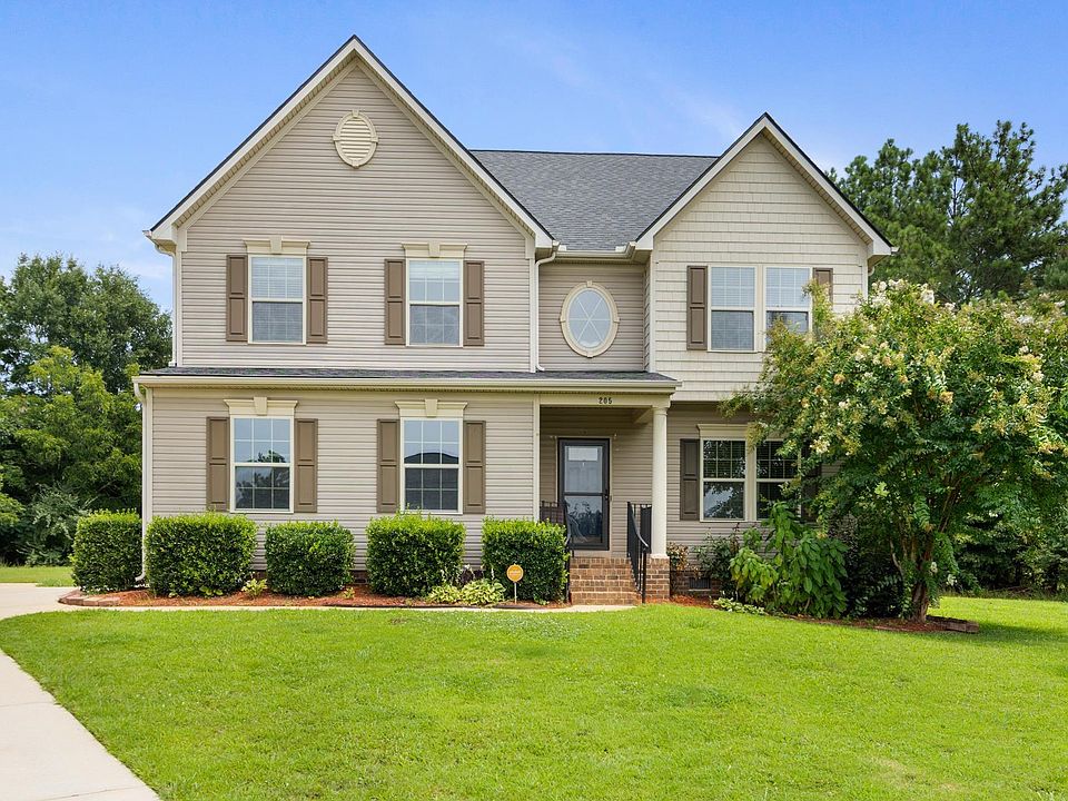 1st image of 205 Lily Ct