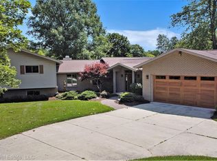 67410 Dequindre Rd, Washington, MI 48095