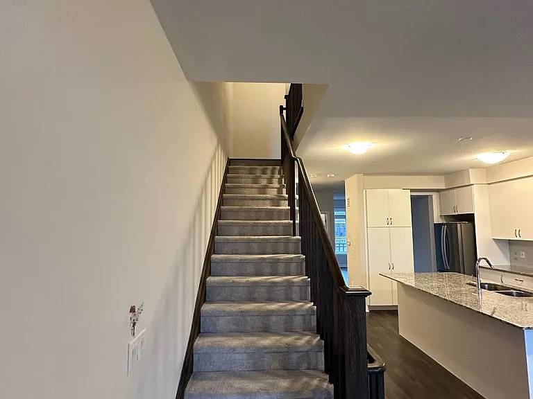585 Colborne St E #106 — Photo 12