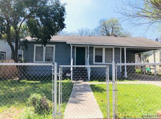 1310 W Hermosa Dr, San Antonio, TX 78201
