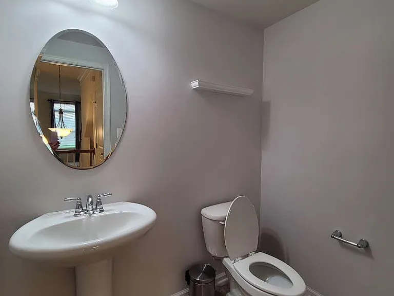 434 Parkview Ave #434 — Photo 12