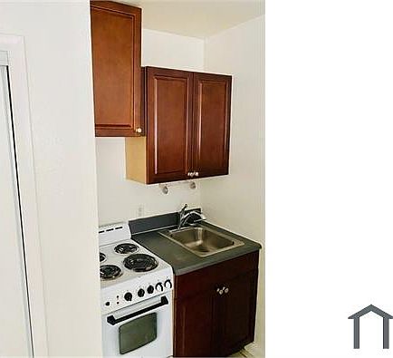 2nd image of 848 NW 2nd Ave APT 4