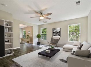1620 Long Paw Ln, Charlotte, NC 28214