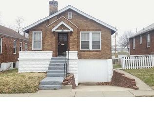 1211 Gruner Pl, Saint Louis, MO