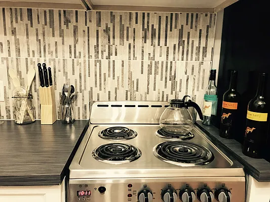 Rented by Zeetex Realty Corp | media 22