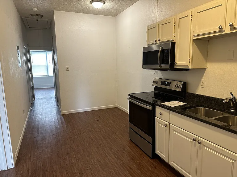 239 Taft Blvd #2 — Photo 9