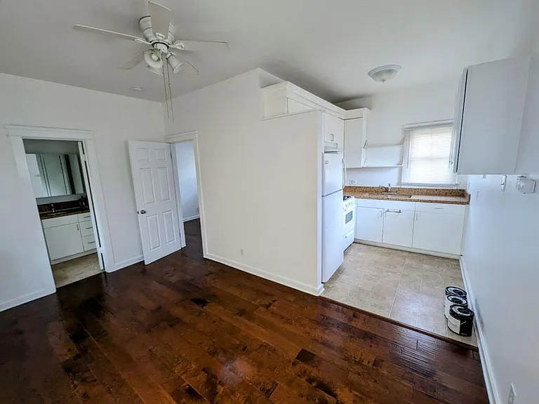 489 Dawson Ave #D — Photo 3