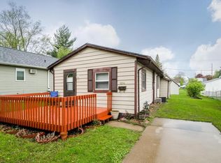 1204 19th Ave SW, Cedar Rapids, IA 52404