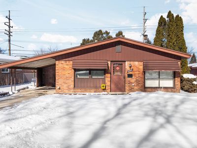 20548 Lockwood St, Taylor, MI, 48180