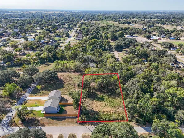 Rice St, Hempstead, TX 77445