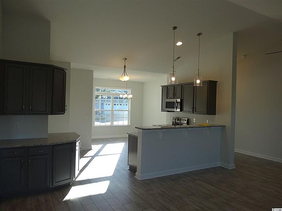 5th image of 402 Hillsborough Dr. #HL387 Sheffield