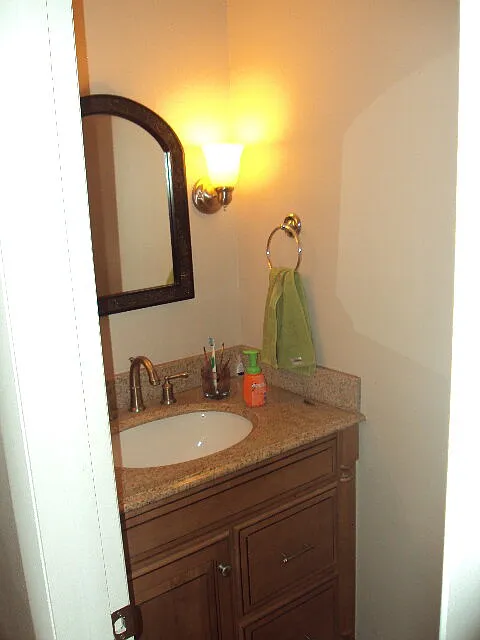 2 bed, 1.5 bath, 1100 sqft, $1,625 — Photo 4
