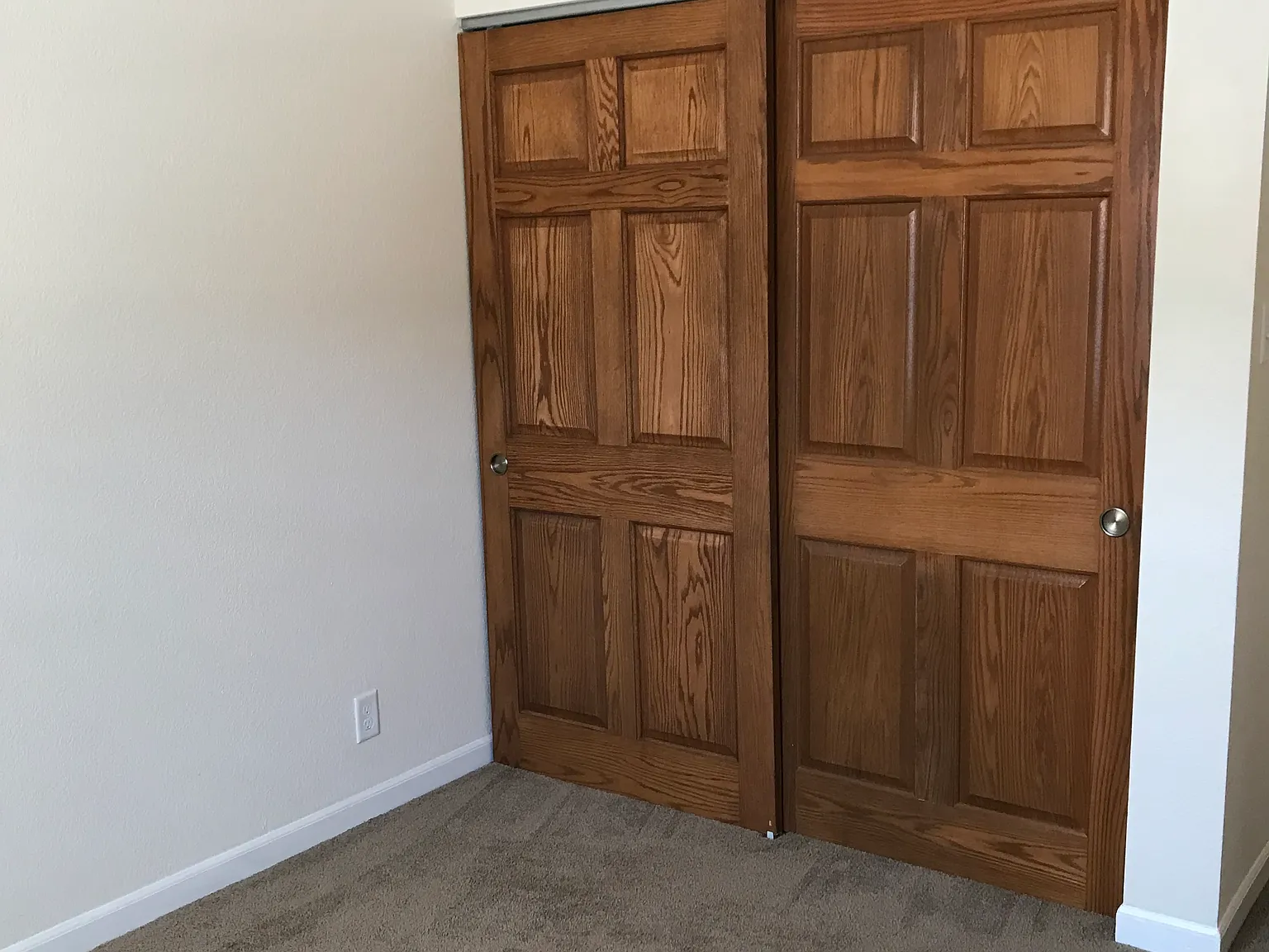 2 bed, 900 sqft, $1,000 — Photo 4
