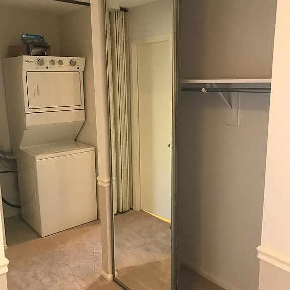 8350 Greensboro Dr #402 — Photo 10