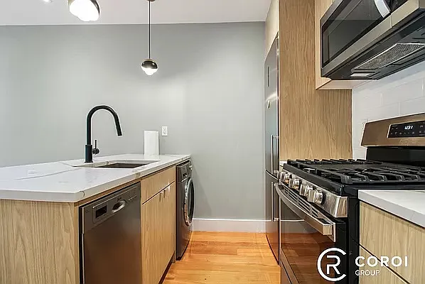 Rented by Coroi Corp | media 12