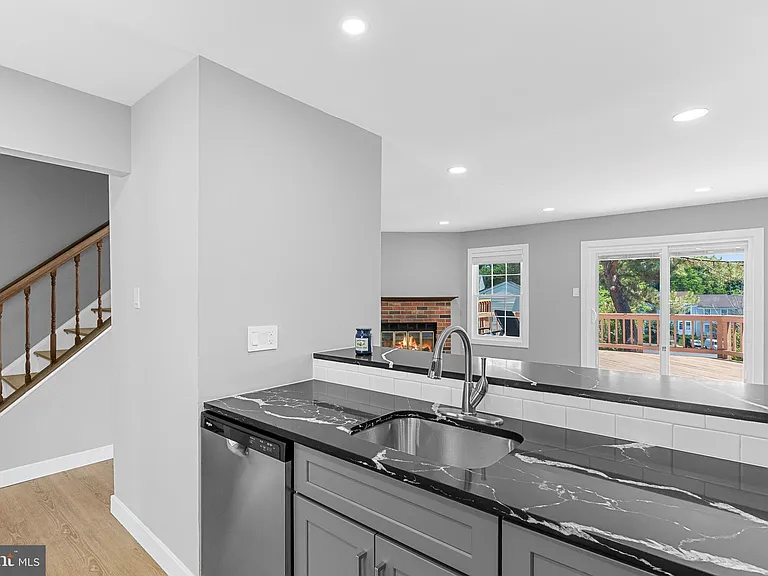 11409 Berland Pl — Photo 4