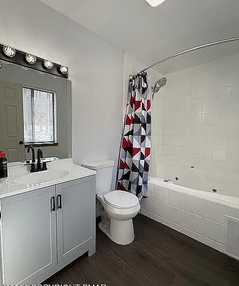 337 Crewe Ct #337 — Photo 5