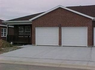 3023 Greentree Dr, Jamestown, OH 45335